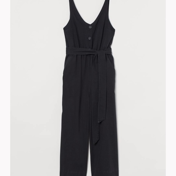 H&M Pants - H&M Wide Leg Cropped Ankle Length Jumpsuit in Black
